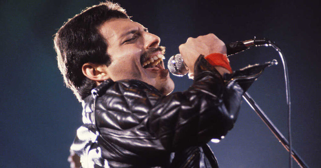 Freddie Mercury Teeth