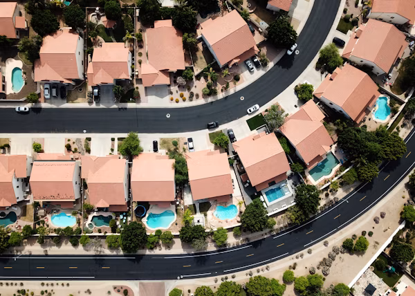 R&L Estate